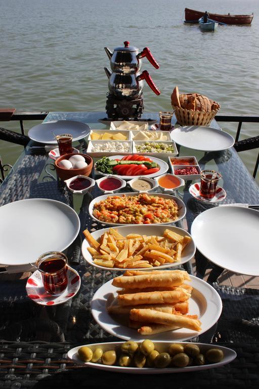 Bed and Breakfast Faik Bey Konagi Golyazi Екстер'єр фото
